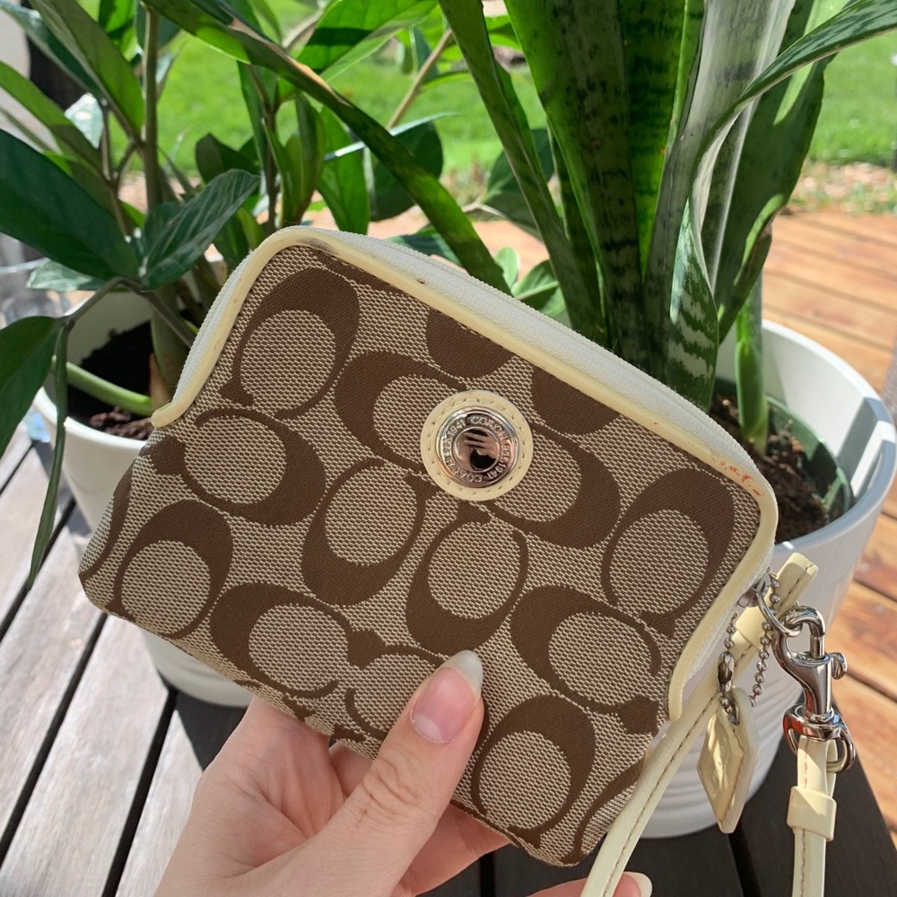 Coach • Y2K Wallet/Coin Purse
